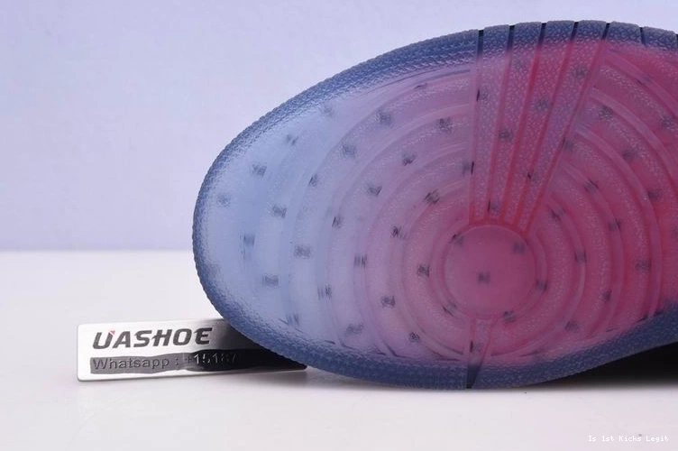 Zoom BV0006-900  1 High Jordan Retro Fearless 0331